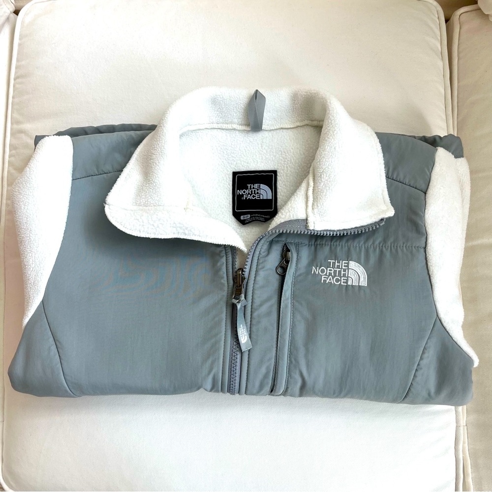 The North Face Denali Jacket- size small - Picture 11 of 11
